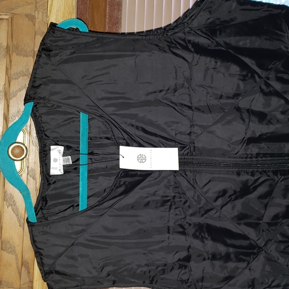 Quilted Vest - Picture 3 of 7